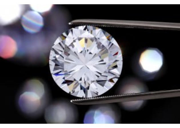 https://comparethediamond.com/image/cache/blog/newimgs/diamond-clarity-300x200-630x450.jpg