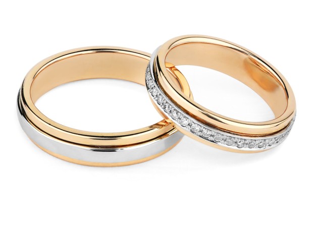 https://comparethediamond.com/image/cache/blog/wedding-rings-630x450.jpg