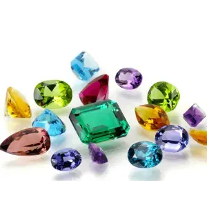 Beyond the Diamond: The Top 5 Gemstone Alternatives for Your Engagement Ring