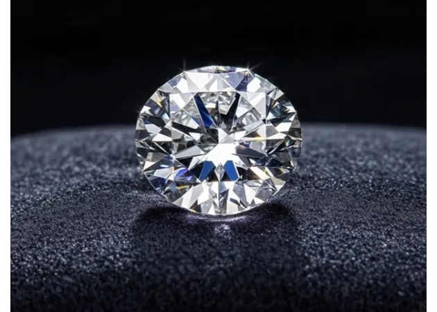 https://comparethediamond.com/image/cache/catalog/blog-images/Flawless%20Brilliant%20Cut%20Loose%20Diamond-630x450-630x450.webp
