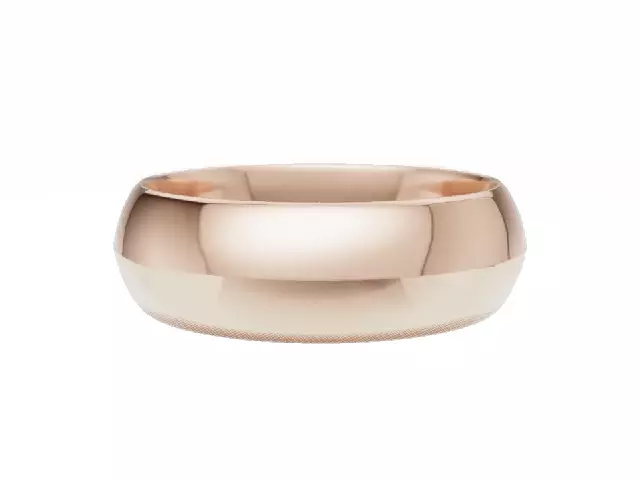 <strong>PREMIERE</strong><br />6.0mm. Wide <br />Plain Polish Knife-Edge Wedding Ring<br /> <br />100% Recycled, Hallmarked 18ct. Rose Gold <strong>PREMIERE</strong><br />6.0mm. Wide <br />Plain Polish Knife-Edge Wedding Ring<br /> <br />100% Recycled, Hallmarked 18ct. Rose Gold