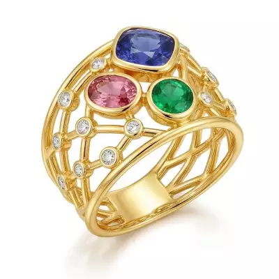 Lattice gallery gemstone ring – recommissioned jewellery design featuring reused gemstones and precious metal