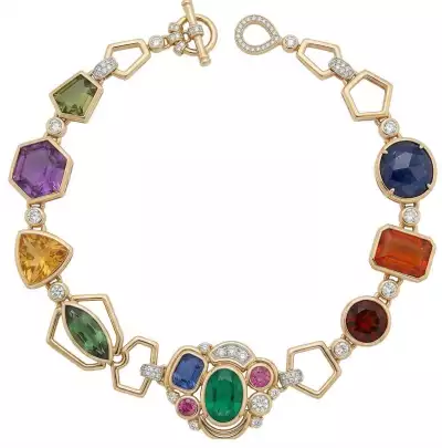 Modern linked gemstone necklace – recommissioned jewellery design featuring reused gemstones and precious metal